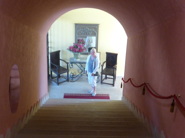 The stairs leading to the Queen's Room... where we are at the top of the stairs. This is a huge old beautiful hotel in the middle of no where. Good choice Mutti!