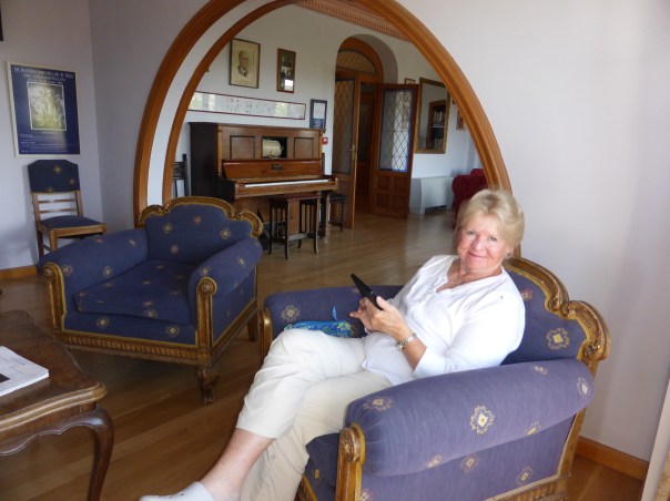There is the blue room and the red room.. here is Mutti relaxing in a room filled with history.