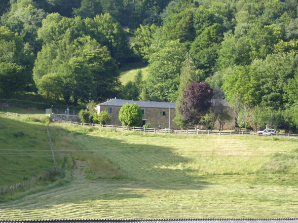 Set away from the Camino, this was our home for two nights. Originally a rural manor, housing a wealthy land owner, its main dining room heated by a huge open fireplace, now serves modern pilgrims. Interesting, the local cow's milk cheese called tetilla or perilla  produced the best cheesecake that we have ever had anywhere! 
