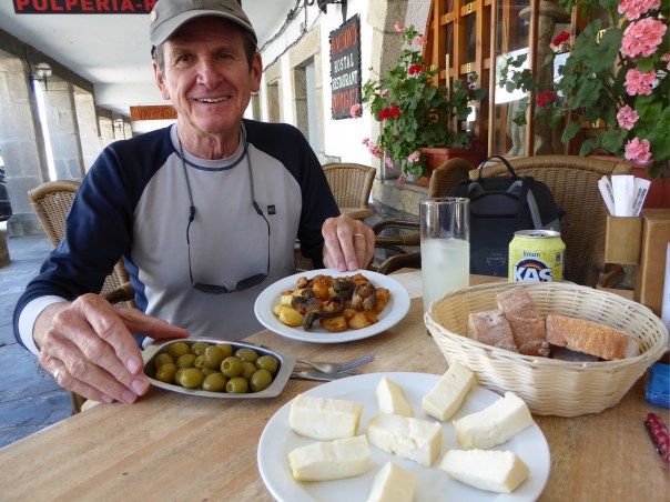 A new area and new foods! Here we are trying eels and a local cheese to die for. Other new food groups include: octopus, Spanish anchovies, pigs cheeks, and salted blanched peppers. 